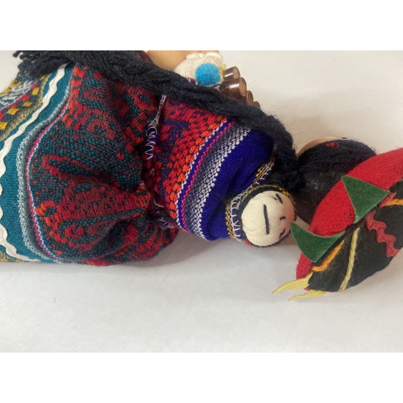 Vintage Embroidered Peruvian Folk Art Doll Handmade with 2Babies & Panpipes - Picture 6 of 16
